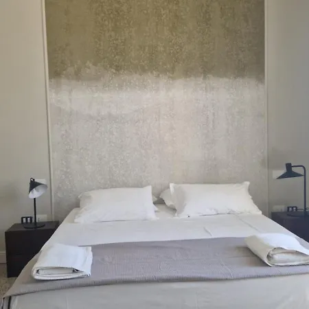 Dimora Sant'allegria 招待所 莱切