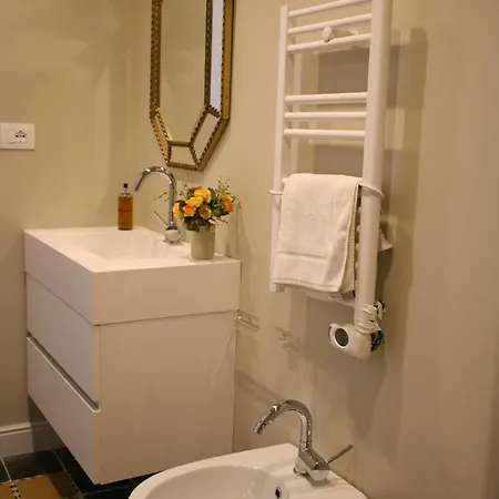 Dimora Sant'allegria 招待所