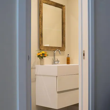 Dimora Sant'allegria 招待所 3*