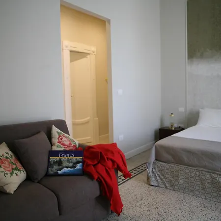 Dimora Sant'allegria Maison d'hôtes 3*